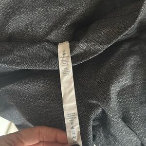 Lululemon Wunder Unders size 6 good condition